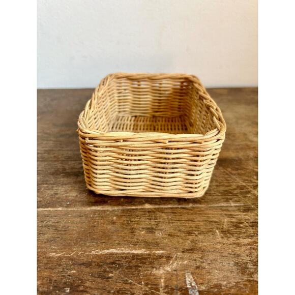 Vintage Wicker Tray and Basket Duo | Farmhouse Cottagecore Decor - Picture 8 of 10